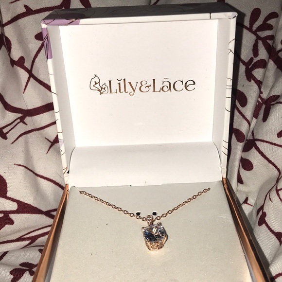 Rose gold necklace - Picture 3 of 4